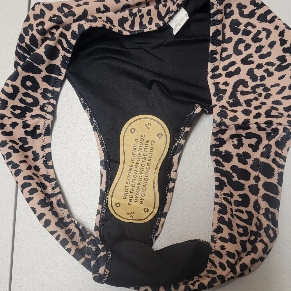 Unbranded piece leopard
